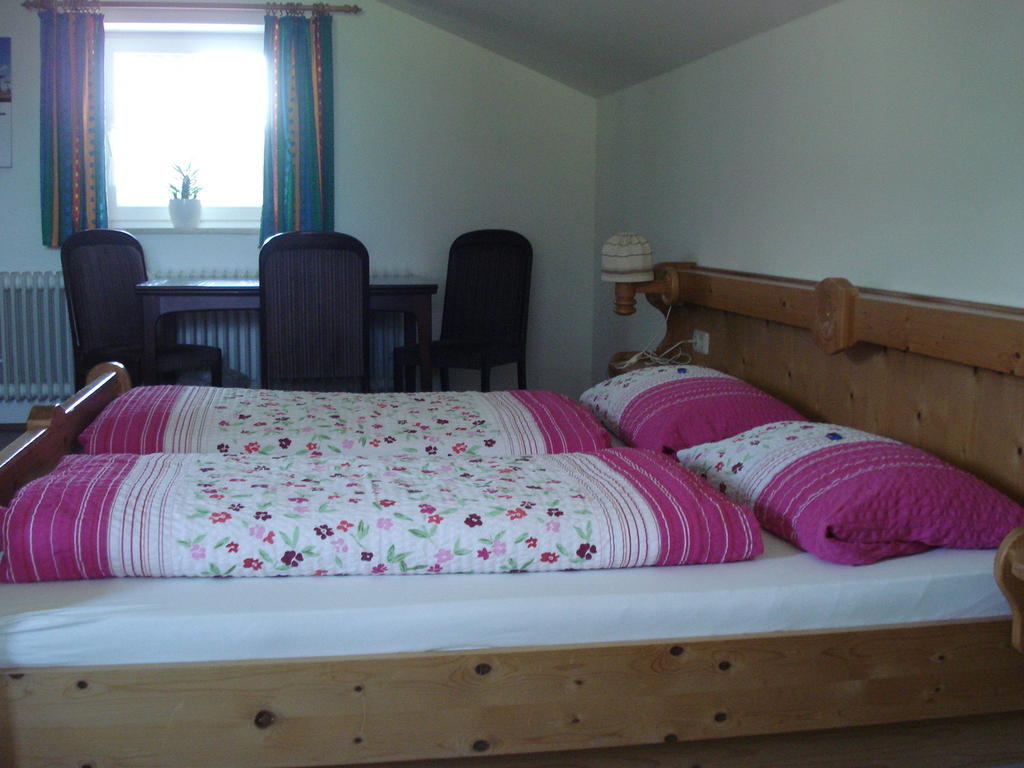 Hotel Gaestehaus Alpenland à Halblech Chambre photo
